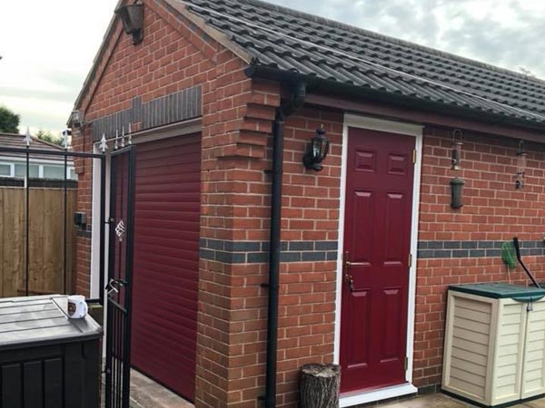 Garagedoor Man - repairs and servicing