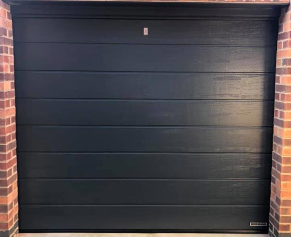 Garagedoor Man - repairs and servicing